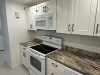 3000 Riomar St, Unit 707 in Fort Lauderdale, FL - Building Photo - Building Photo