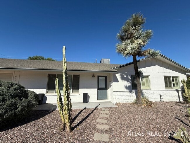 6820 E Pinchot Ave in Scottsdale, AZ - Building Photo - Building Photo