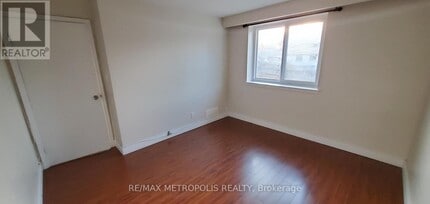 89 Bergen Rd in Toronto, ON - Building Photo - Building Photo