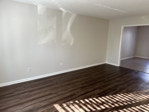 1921 Mereview Ct in Charlotte, NC - Building Photo - Building Photo