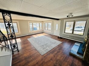 42129 N 2nd Ave in Antioch, IL - Building Photo - Building Photo