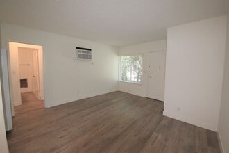 4201-05 Arch Drive, Unit 07 in Los Angeles, CA - Building Photo - Building Photo