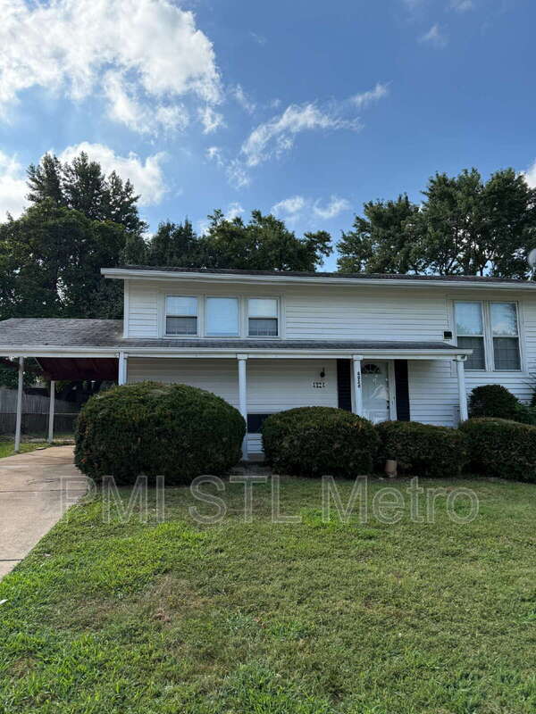property at 4924 Spring Forest Ln