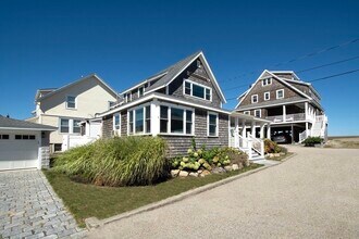 11 Town Way in Hull, MA - Building Photo - Building Photo
