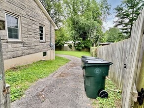 3448 Dixiana Dr in Lexington, KY - Building Photo - Building Photo