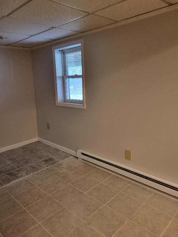 1615 Lakeside Dr in West Jefferson, NC - Building Photo - Building Photo