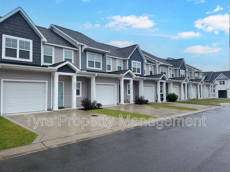 2621-E Sailor Rose Ln in Winterville, NC - Building Photo