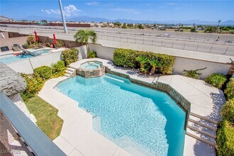 326 Newcastle Bridge Ct in Las Vegas, NV - Building Photo - Building Photo