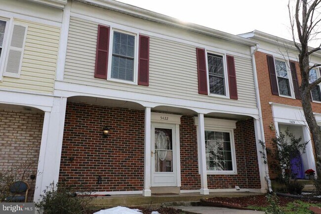 property at 5422 Crows Nest Ct