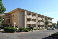 Santa Paulan Senior Apartments in Santa Paula, CA - Building Photo - Building Photo