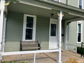 114 S 5th St, Unit 114 in Miamisburg, OH - Building Photo