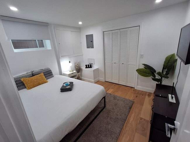 17 Mt Pleasant Ave in Providence, RI - Building Photo - Building Photo