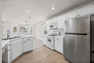 336 Celery Loop in Austin, TX - Building Photo - Building Photo