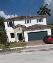 24400 SW 119th Pl in Princeton, FL - Building Photo