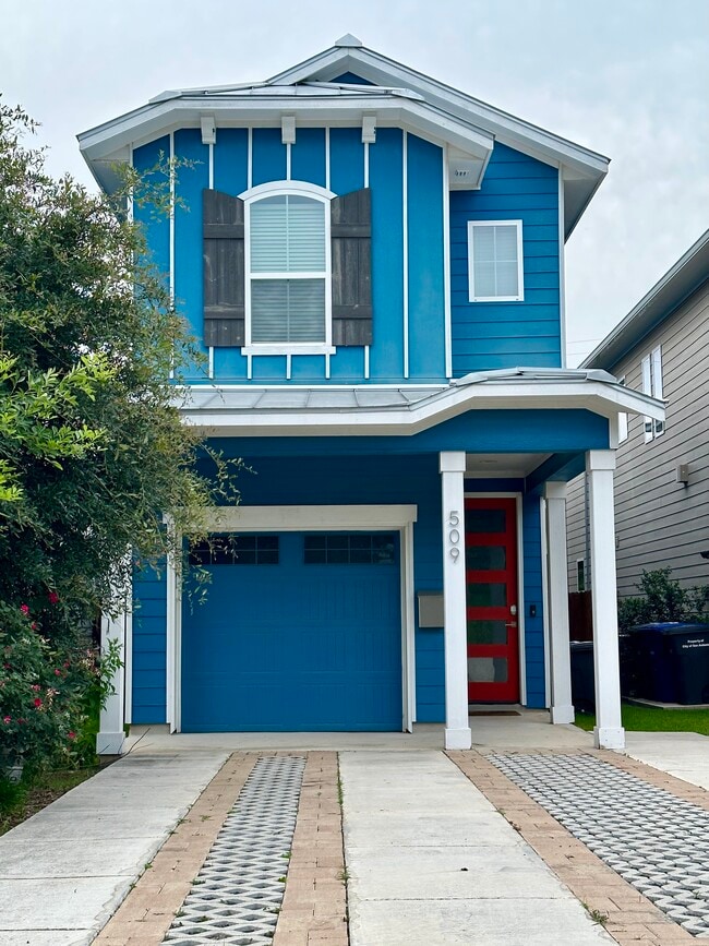 property at 509 Elmhurst Ave