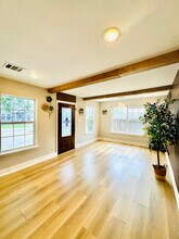 4211 Knoxville St in Houston, TX - Building Photo - Building Photo