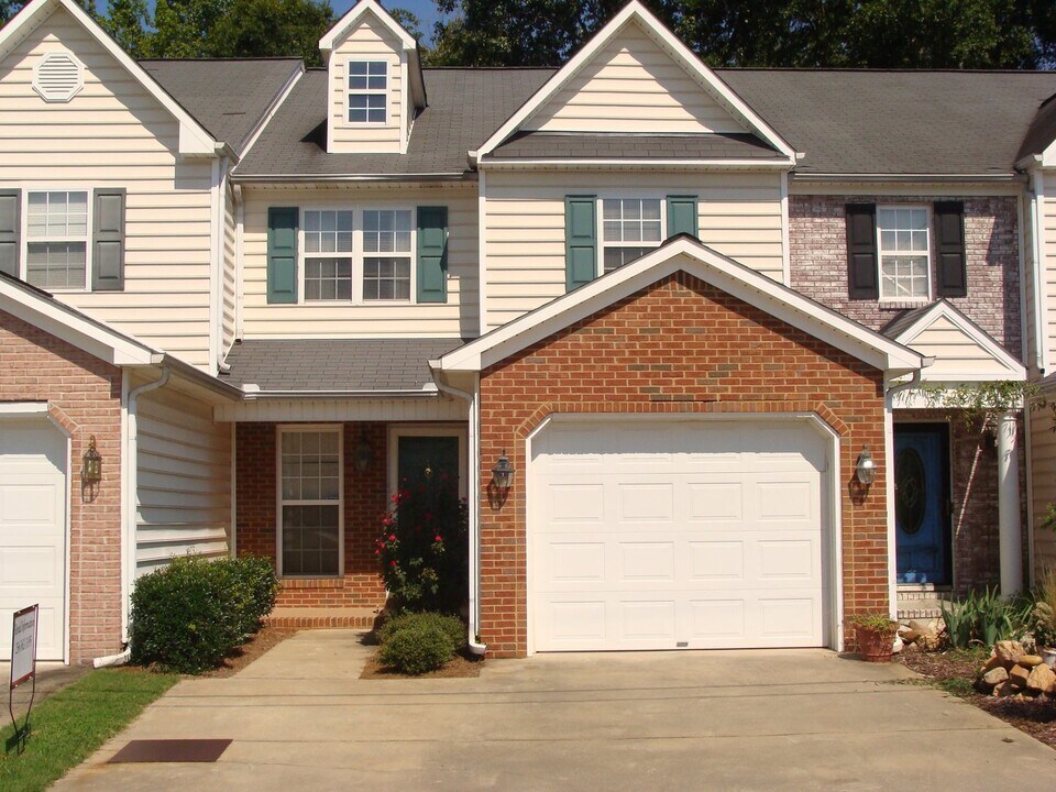 426 Village Pl in Oxford, AL - Building Photo