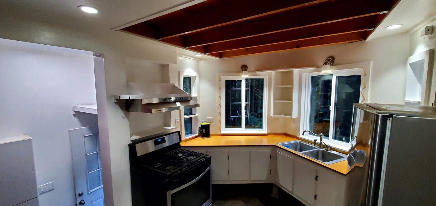 787 Applewood Rd, Unit 1st floor in Boulder Creek, CA - Foto de edificio