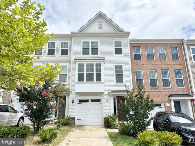 property at 419 Foxglove Way
