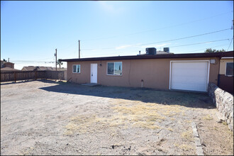 8809 Mercury St in El Paso, TX - Building Photo - Building Photo