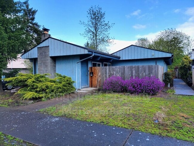 833 NW 26th St in Corvallis, OR - Building Photo - Building Photo