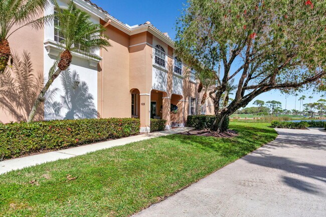 125 Legendary Cir in Palm Beach Gardens, FL - Building Photo - Building Photo