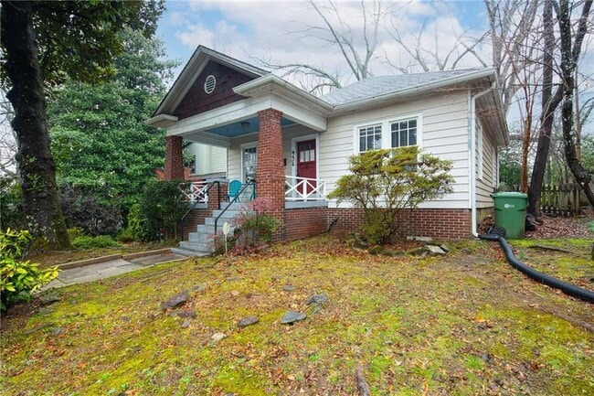property at 934 Highland Terrace NE