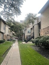 5300 Keller Springs Rd in Dallas, TX - Building Photo - Building Photo