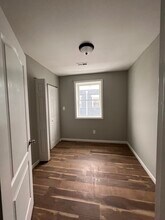 4612 Hillside Rd SE, Unit 5 beds 2 baths in Washington, DC - Foto de edificio - Building Photo