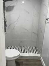 3217 NW 202nd Ln in Miami Gardens, FL - Building Photo - Building Photo