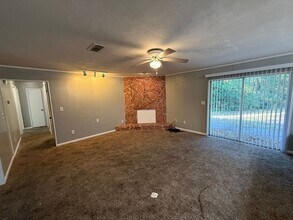 1100 SW 20 Pl in Gainesville, FL - Building Photo - Building Photo