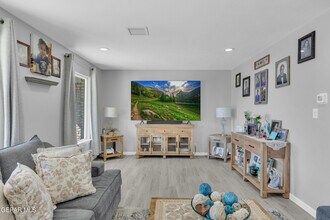 9913 Album Ave in El Paso, TX - Building Photo - Building Photo