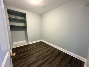 1000 W Lakewood Rd in West Palm Beach, FL - Building Photo - Building Photo
