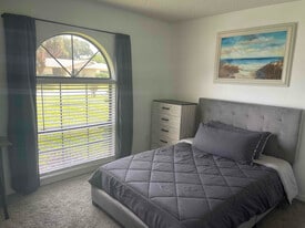 1294 Drill Ave NE in Palm Bay, FL - Building Photo