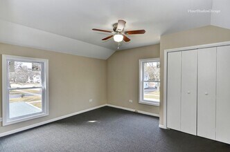 528 Spring St, Unit WI12-B5 in Batavia, IL - Foto de edificio - Building Photo