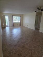 8686 SW 97th Lane Rd in Ocala, FL - Building Photo - Building Photo
