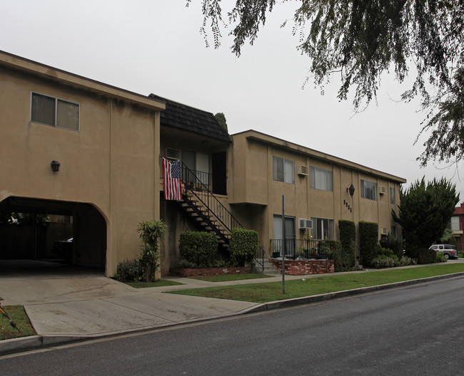 9905 Farragut Dr in Culver City, CA - Building Photo - Building Photo