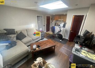 296 Newbury St, Unit 1 in Boston, MA - Building Photo - Building Photo