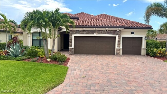 28004 Kerry Ct in Bonita Springs, FL - Building Photo - Building Photo