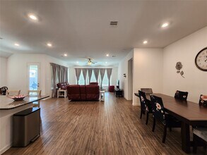 14007 Hartford Heights Wy in Rosharon, TX - Building Photo - Building Photo