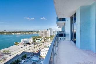 7901 Hispanola Ave, Unit 1607 in North Bay Village, FL - Foto de edificio - Building Photo