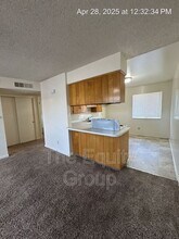 514 S Bridge St in Visalia, CA - Building Photo - Building Photo