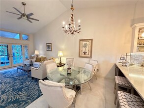 4028 Crayton Rd in Naples, FL - Building Photo - Building Photo