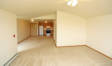 Riverbend Terrace Apartments in Green Bay, WI - Building Photo - Interior Photo