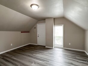 127 W 6th St in Kaukauna, WI - Building Photo - Building Photo