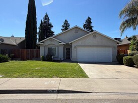 1709 Redwood Ave in Atwater, CA - Building Photo