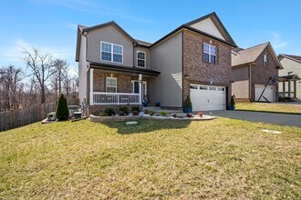 2474 Shadowood Rd in Clarksville, TN - Building Photo - Building Photo
