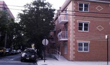 587 E 178th St in Bronx, NY - Building Photo - Building Photo