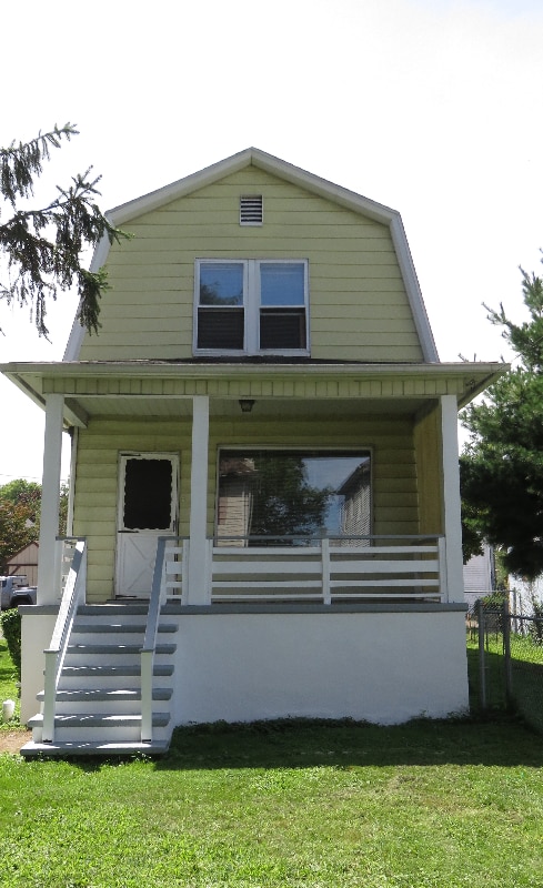 property at 88 Taylor Pl