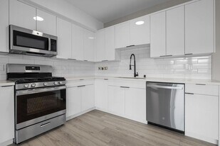 12714 S Figueroa St in Los Angeles, CA - Building Photo